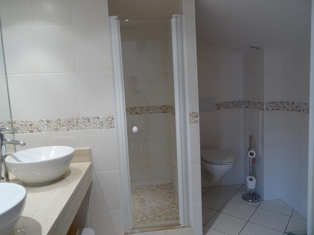 Bed and Breakfast Gentilhommiere De Collonges Prisse Номер фото